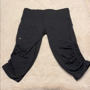 Lululemon Ebb to Street Crop Yoga Pants size 8
